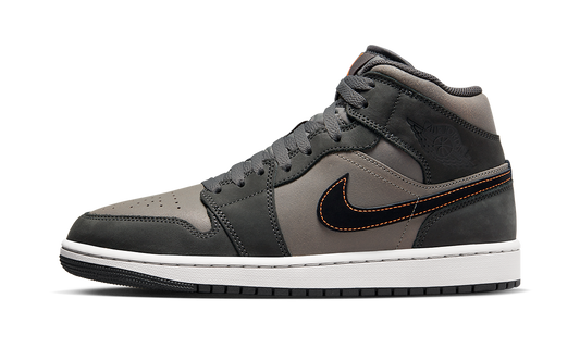 Air Jordan 1 Mid SE "Night Stadium" FQ8338 017