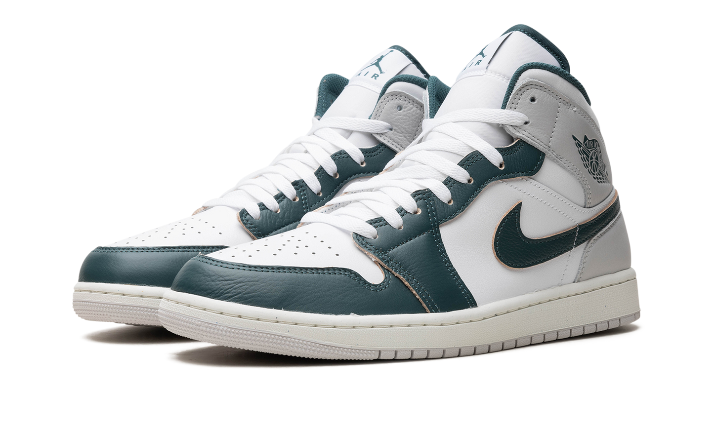 Air Jordan 1 "Oxidized Green" FQ7720 103