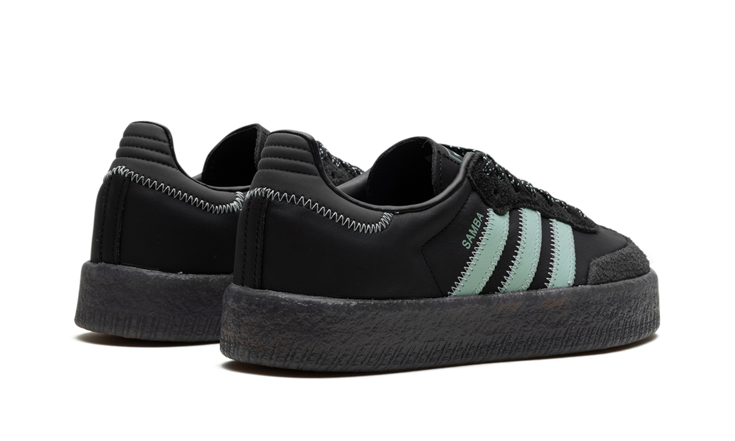 Sambae WMNS "Core Black Haze Green"