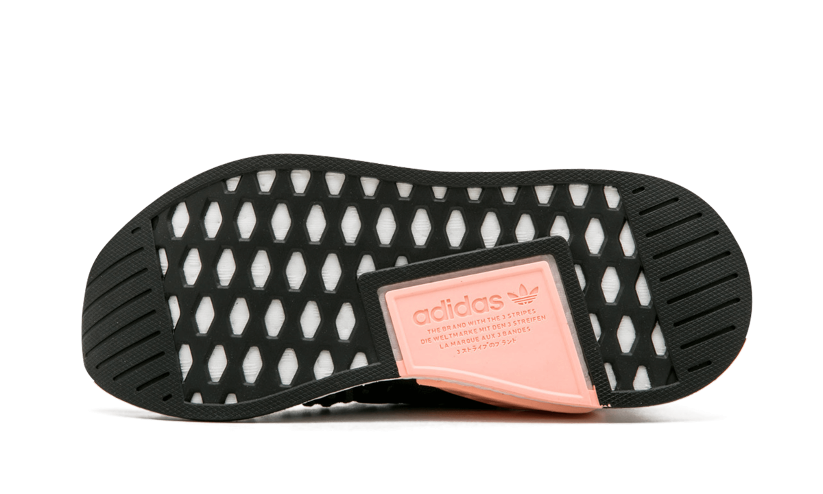 NMD_R2 PK WMNS