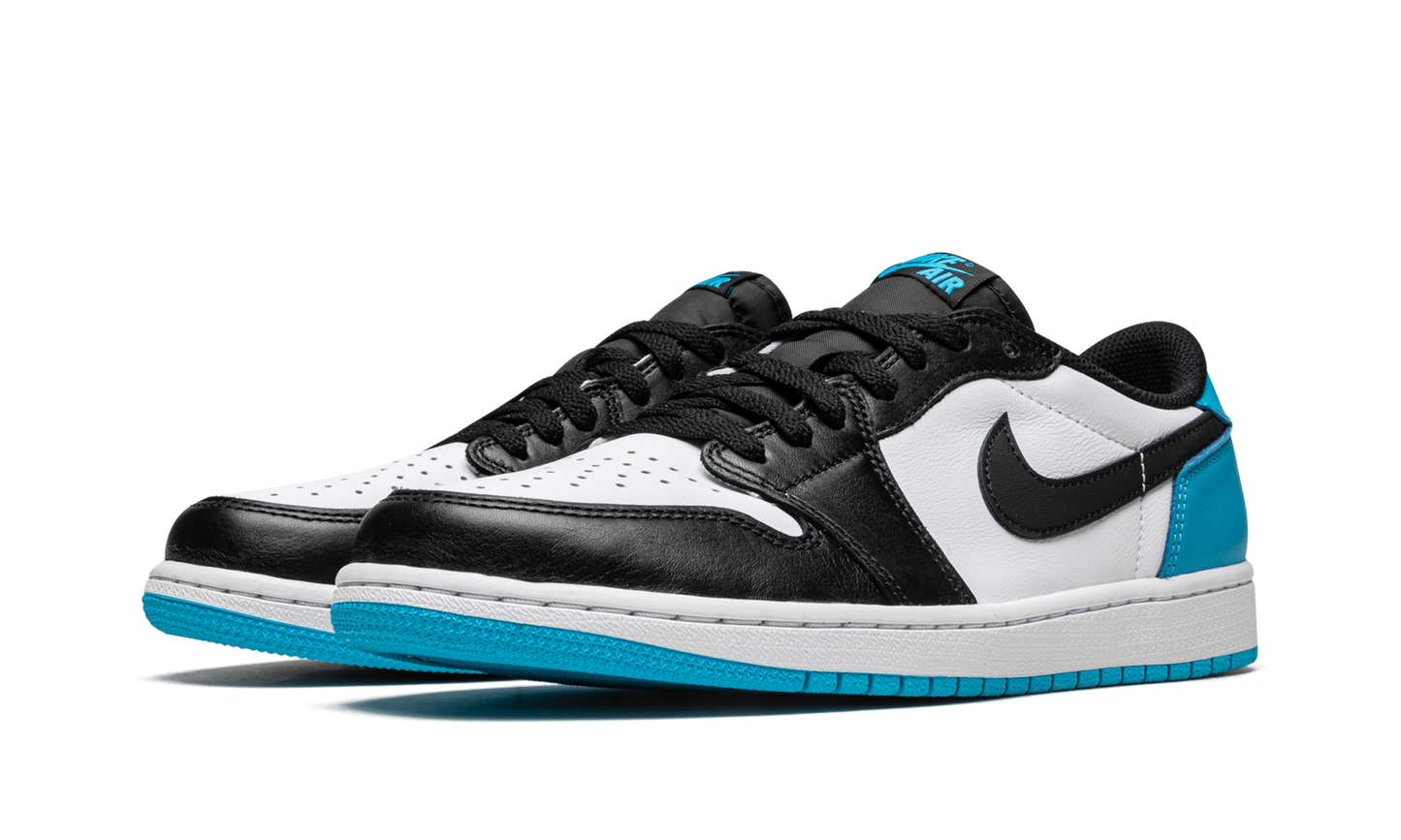 Air Jordan 1 Low OG "UNC" CZ0790 104