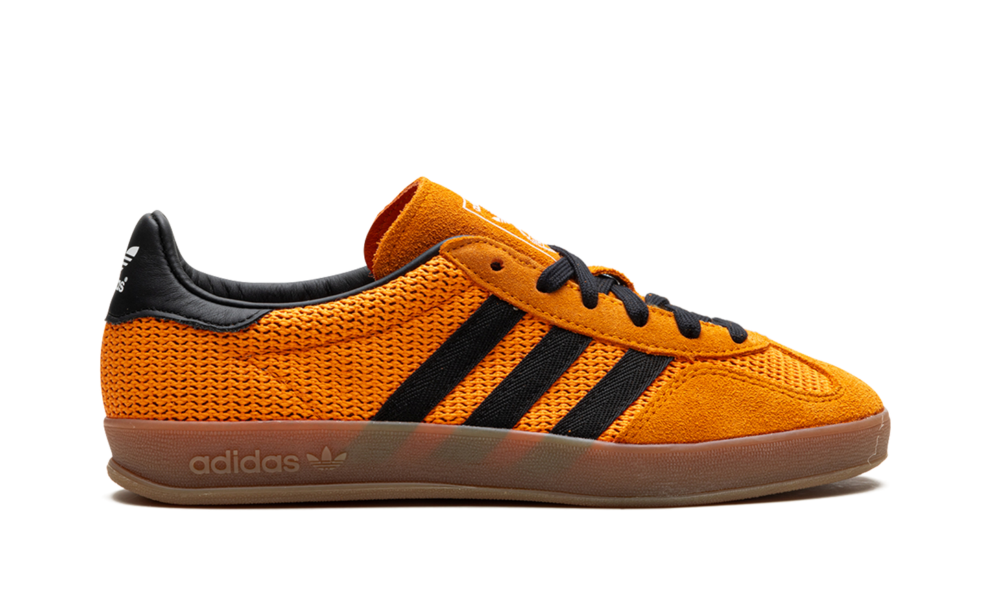 Gazelle Indoor "Orange / Core Black"