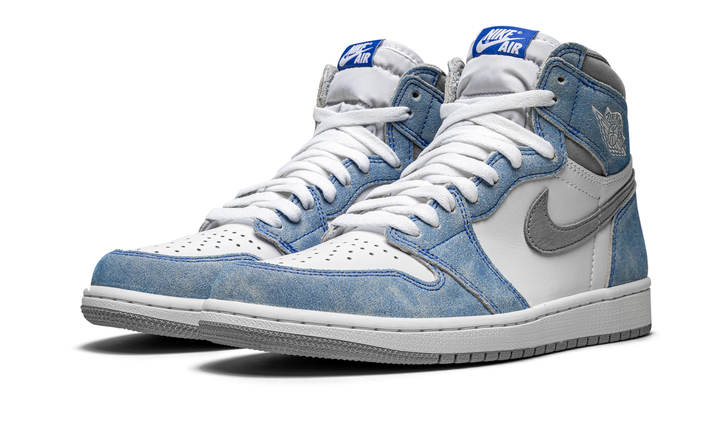 Air Jordan 1 Retro High OG "Hyper Royal" 555088 402