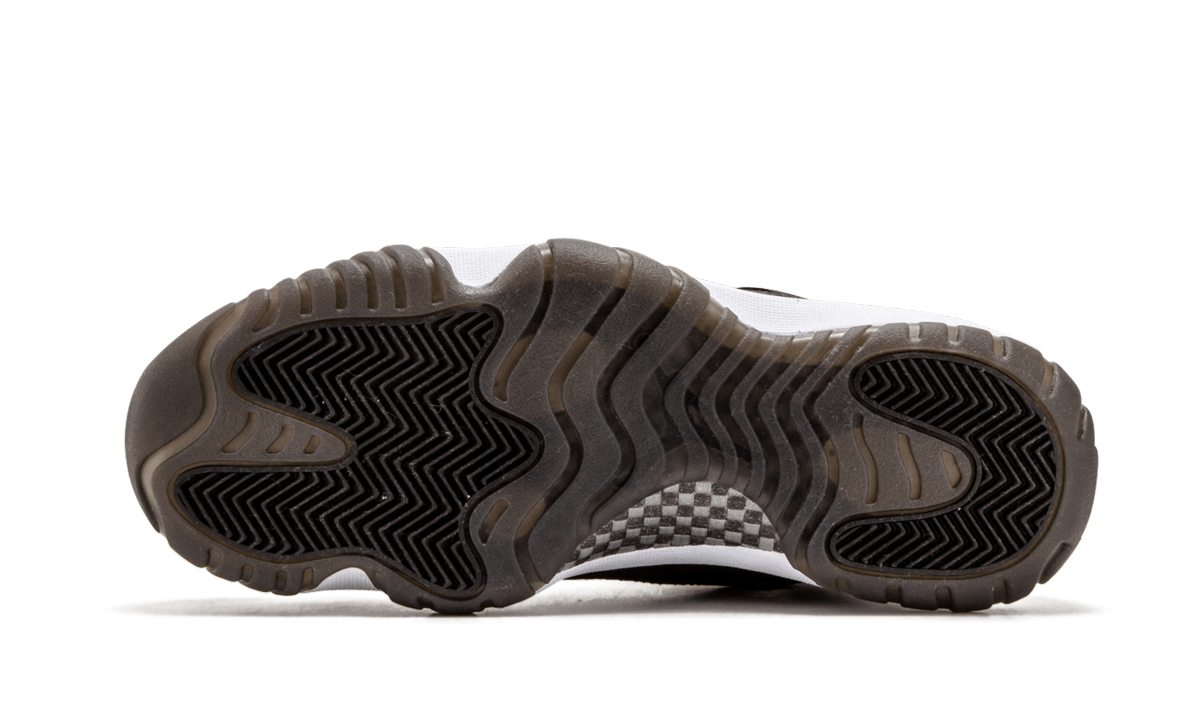 Air Jordan 11 Retro Low IE
