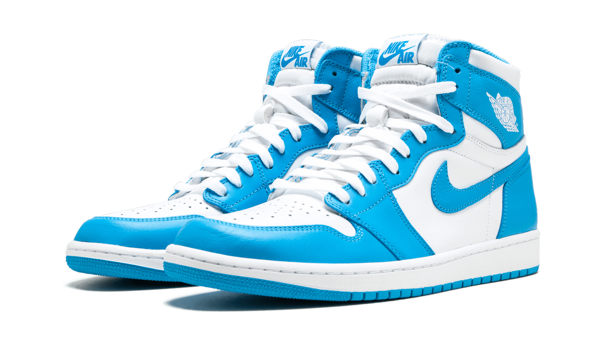 Air Jordan 1 Retro "UNC" 555088 117