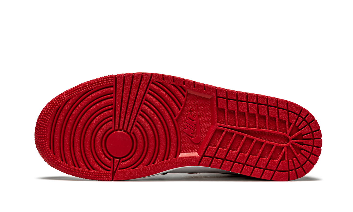 Air Jordan 1 Mid "Metallic Red" 554724 122