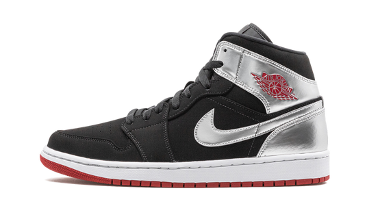 Air Jordan 1 Mid "Johnny Kilroy" 554724 057