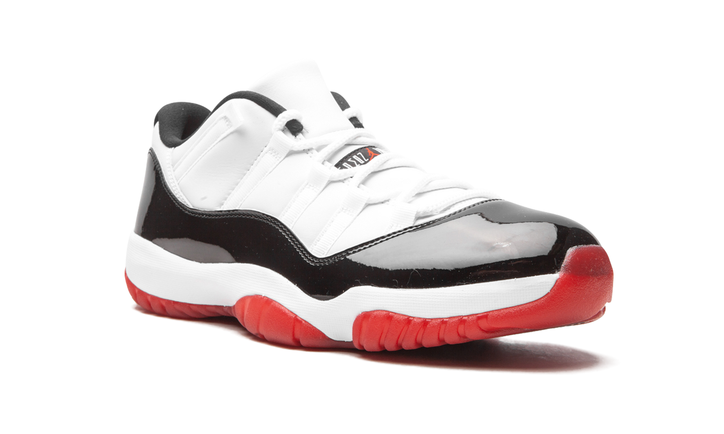 Air Jordan 11 Retro Low "Concord Bred" AV2187 160