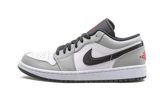 Air Jordan 1 Low "Light Smoke Grey" 553558 030