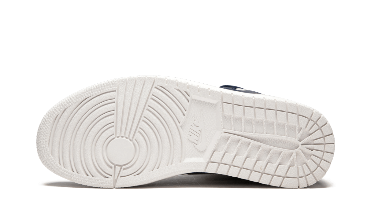 Air Jordan 1 Retro High "Jeter" 715854 402