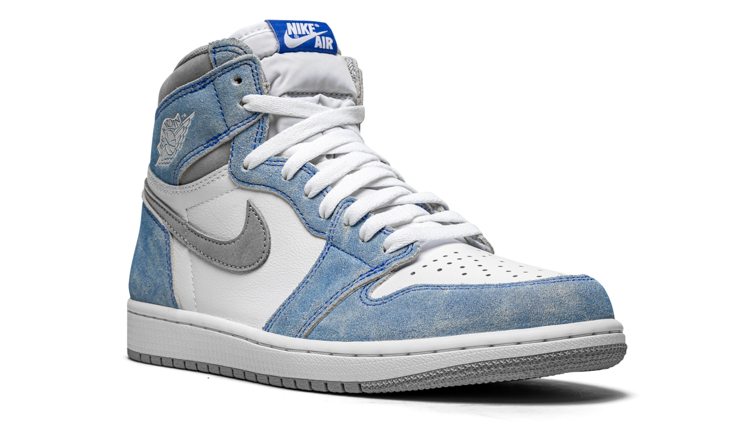 Air Jordan 1 Retro High OG "Hyper Royal" 555088 402