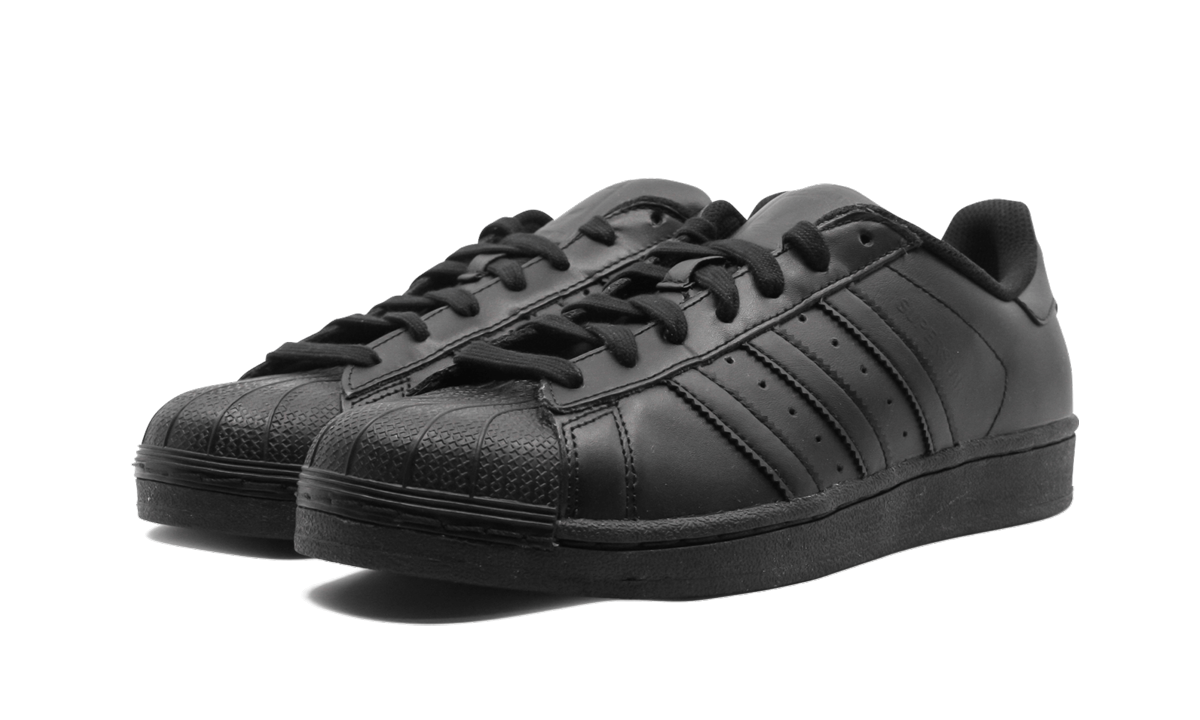 Superstar Foundation "Core Black"