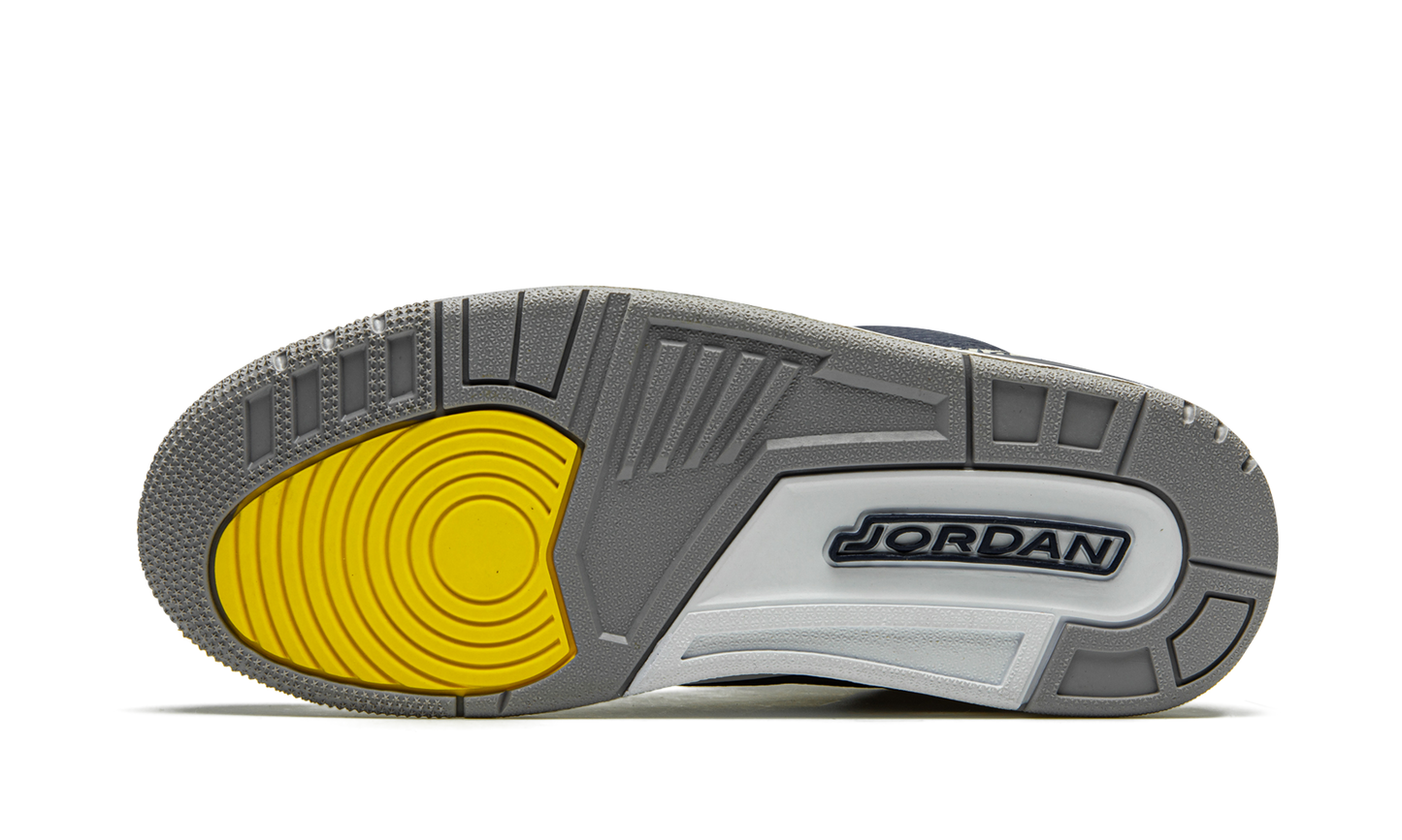 Air Jordan 3 Retro PE "Michigan" AJ3 820064