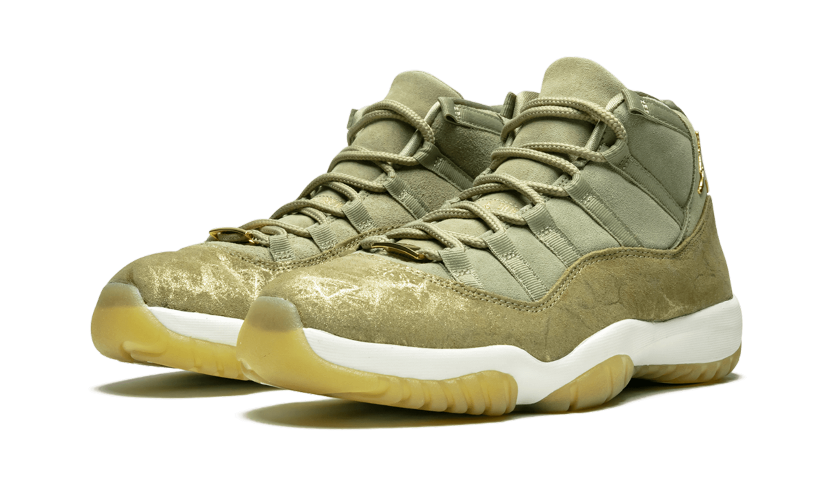 AIR JORDAN 11 RETRO WMNS "Neutral Olive" AR0715 200
