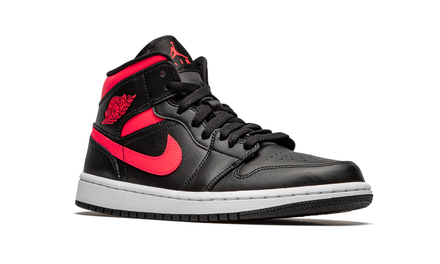 AIR JORDAN 1 MID WMNS "Siren Red" BQ6472 004