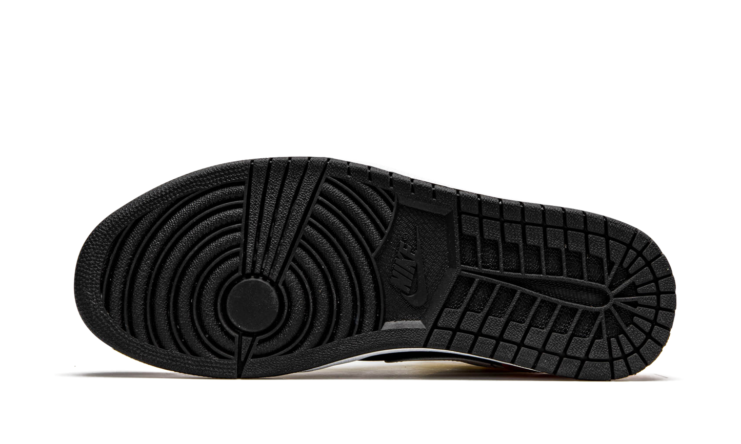 Air Jordan 1 Mid SE "Amarillo Orange"