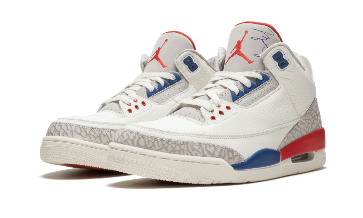 Air Jordan 3 Retro "International Flight" 136064 140