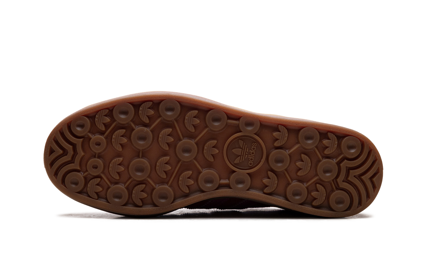 Gazelle Bold WMNS "Red Semi Lucid Fuchsia"