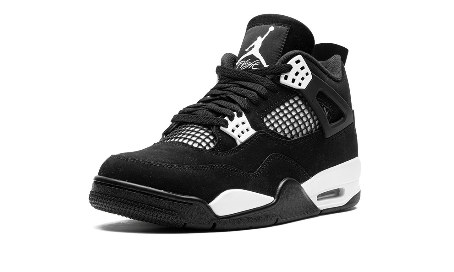 Air Jordan 4 "White Thunder" FQ8138 001