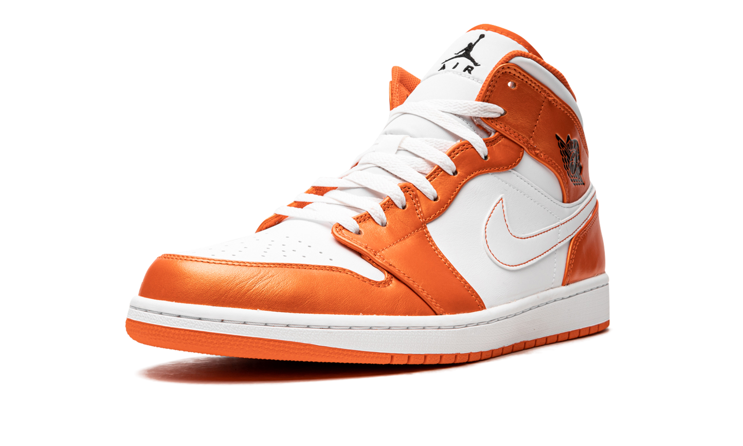 Air Jordan 1 Mid SE "Electro Orange" DM3531 800