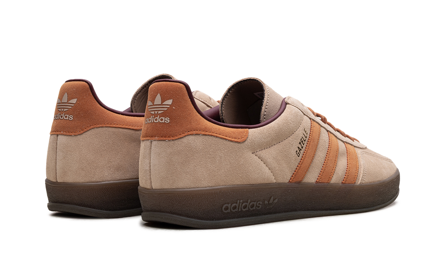 Gazelle Indoor "Warm Sandstone Craft Ochre"