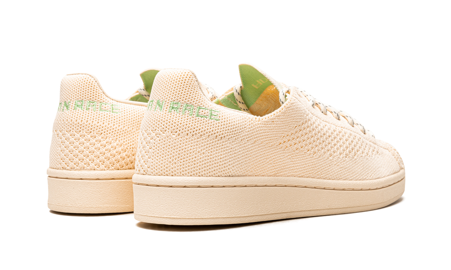 Pharrell x Superstar Primeknit