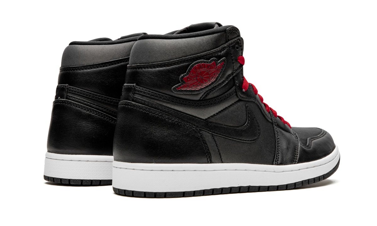 Air Jordan 1 Retro High OG "Black Satin/Gym Red" 555088 060