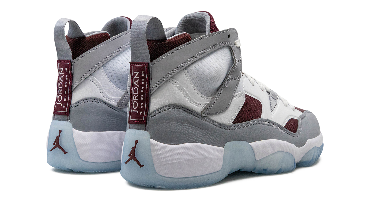 JUMPMAN TWO TREY "BORDEAUX" DO1925 103