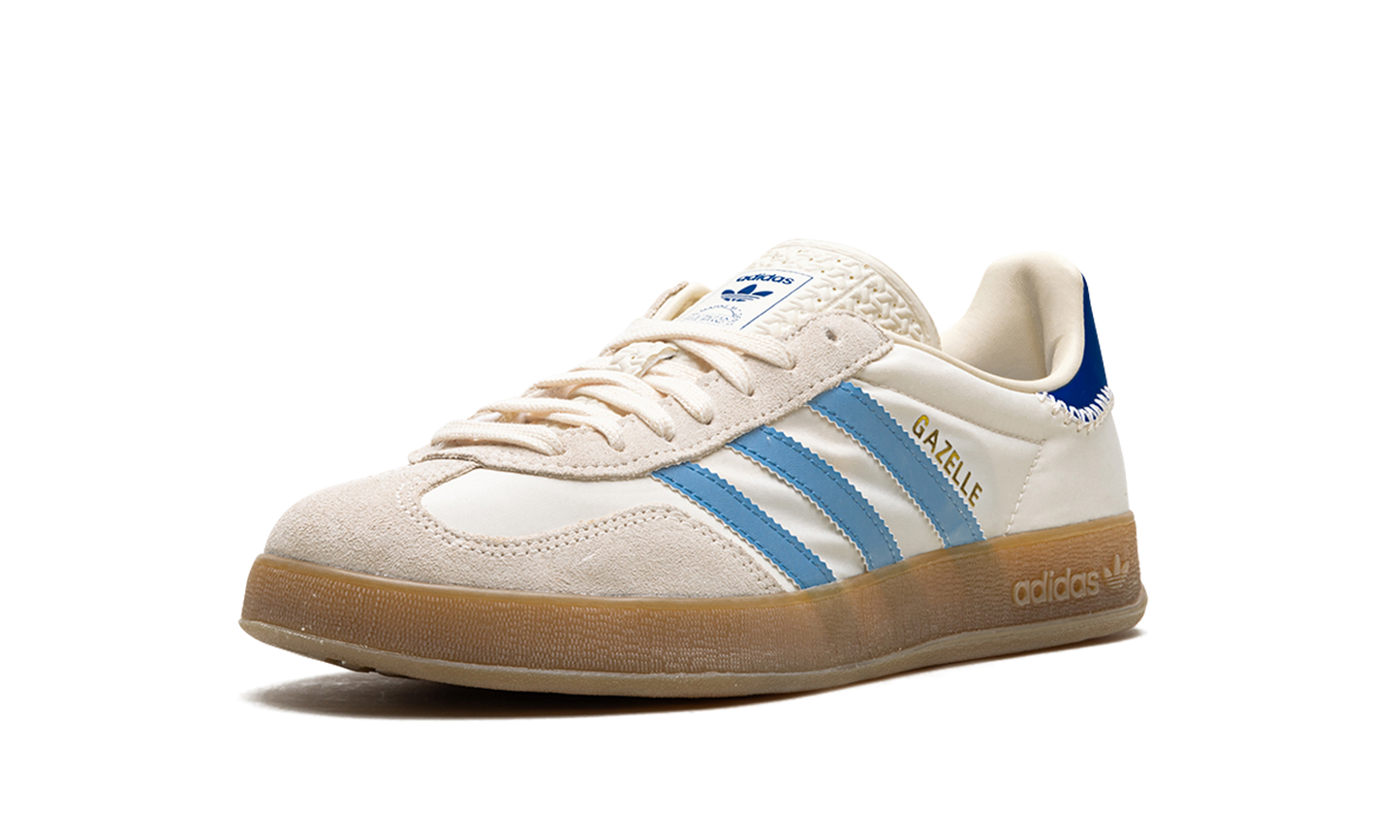 Gazelle Indoor "Off White Clear Sky"