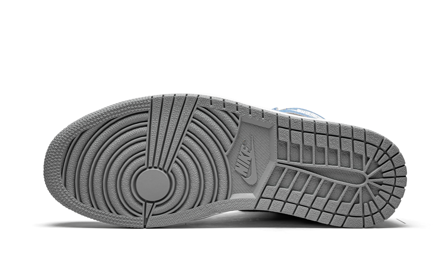 Air Jordan 1 Retro High OG "Hyper Royal" 555088 402