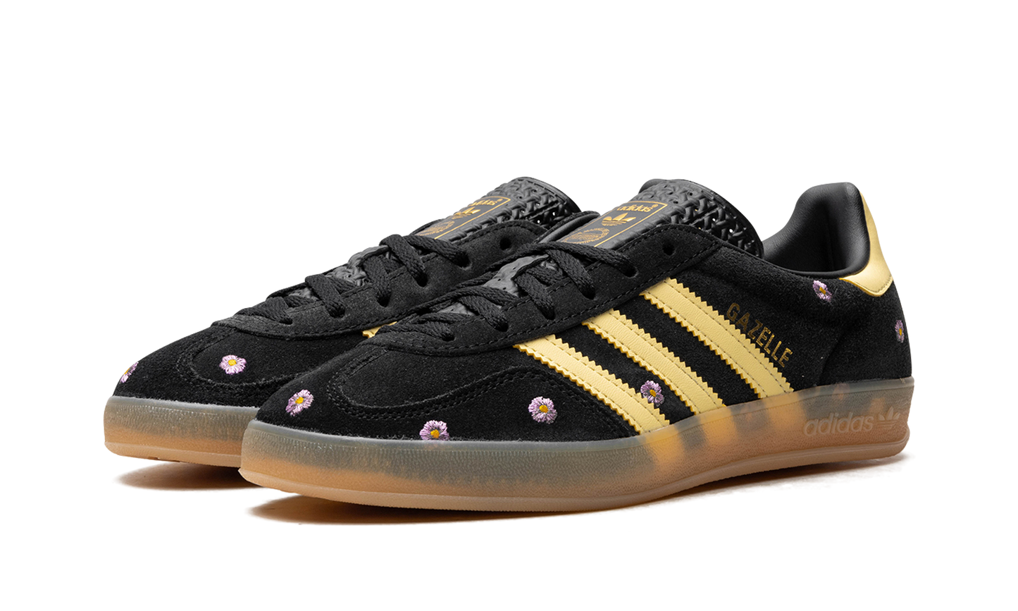 Gazelle Indoor WMNS "Core Black Almost Yellow Floral"