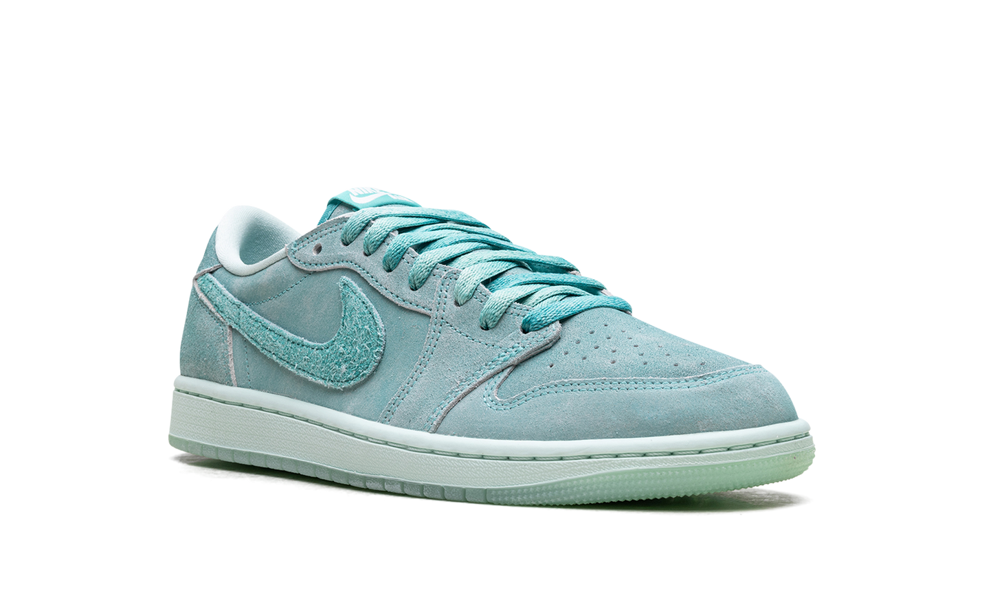 Jordan 1 Retro Low OG WMNS "Washed Teal" HQ8111 300