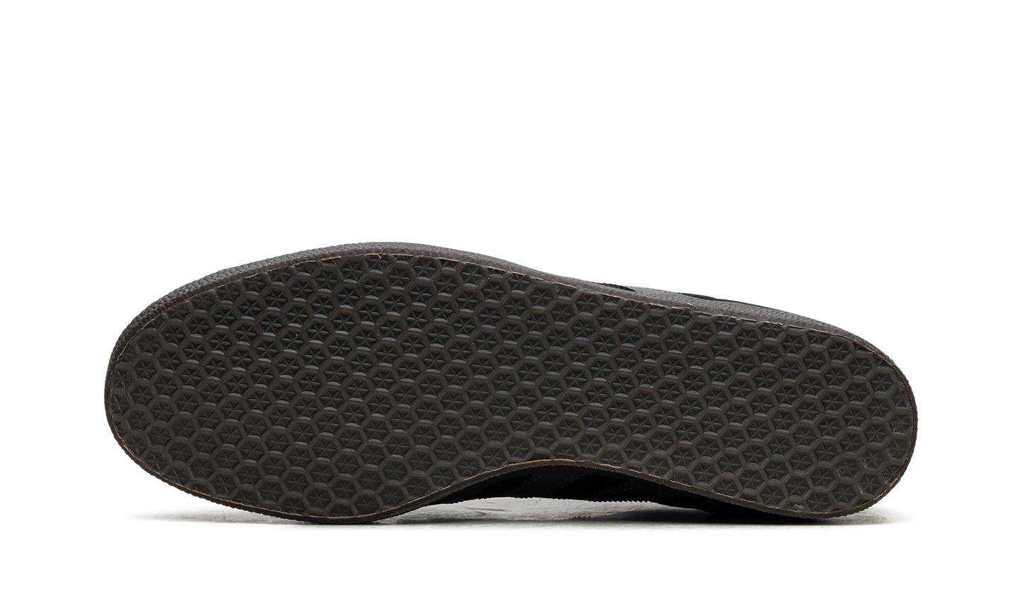 Gazelle "Black / Gold"