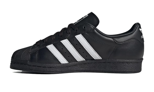 Superstar 82 "Black"