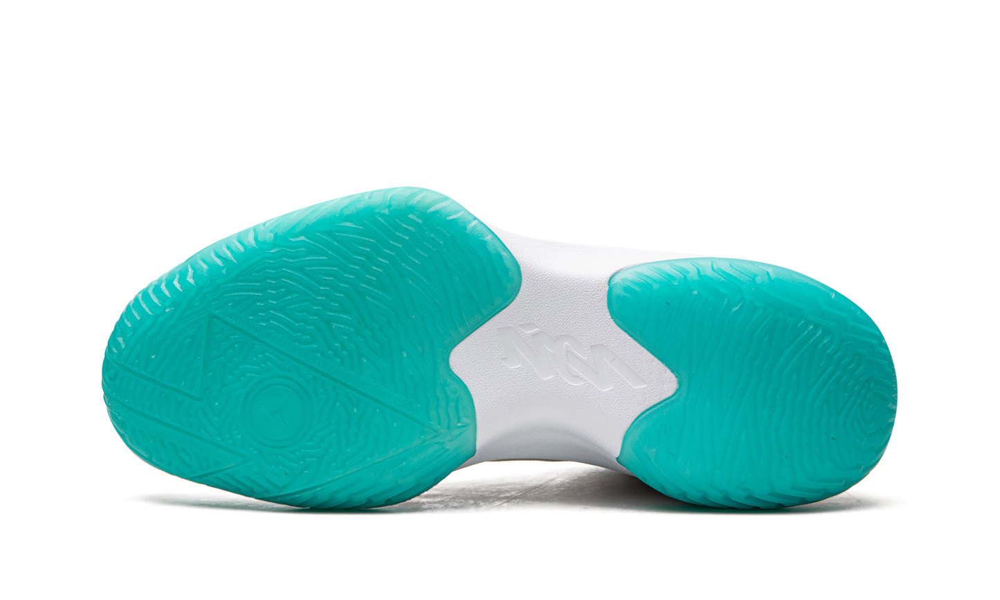 Zion 1 "White / Dynamic Turquoise" DA3130 101