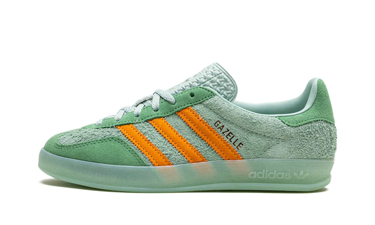 Gazelle Indoor WMNS "Hazy Green Crew Yellow"