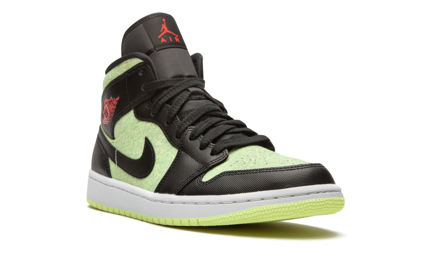 AIR JORDAN 1 MID SE WMNS "Barely Volt / Chile Red" CV5276 003
