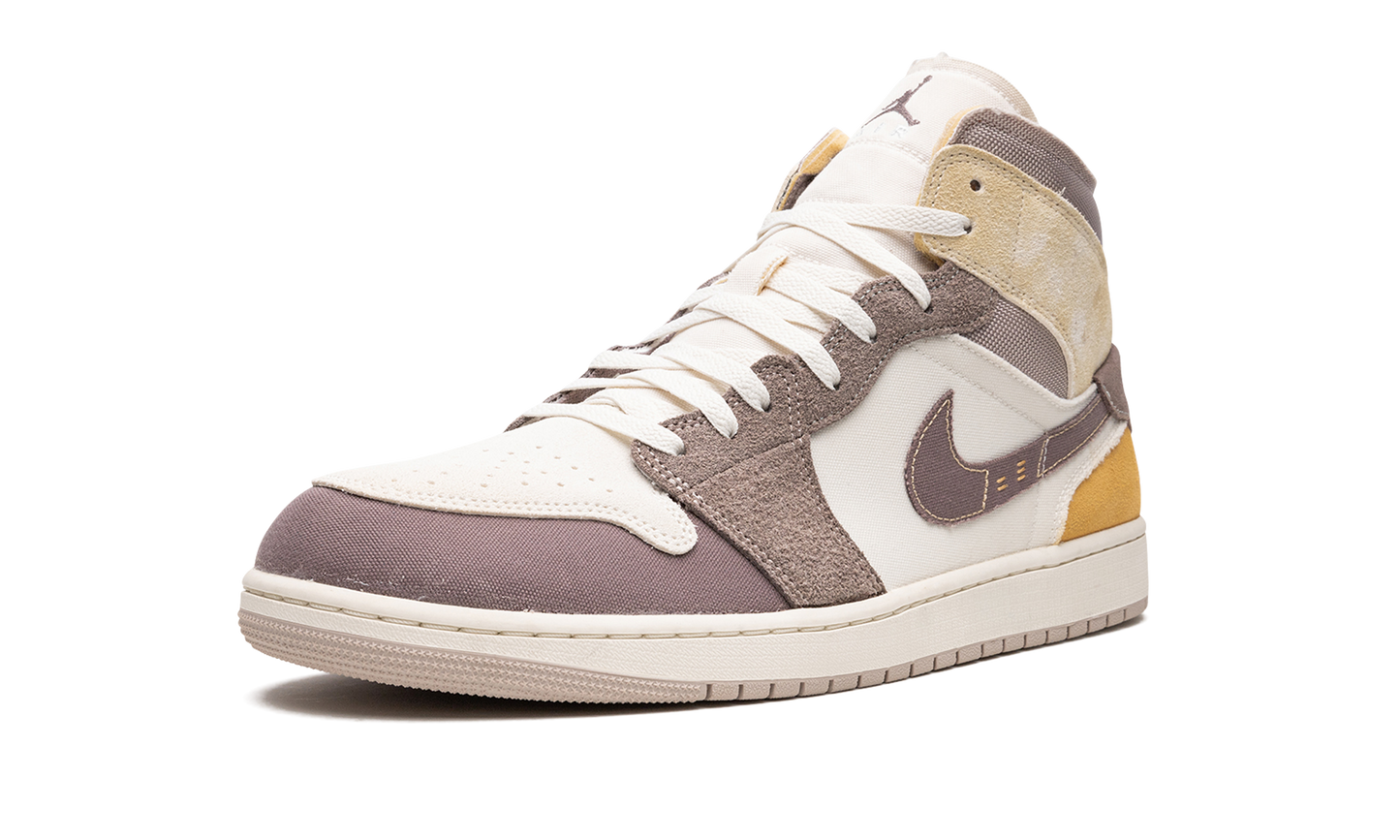 Air Jordan 1 Mid SE Craft "Taupe Haze" DM9652 102