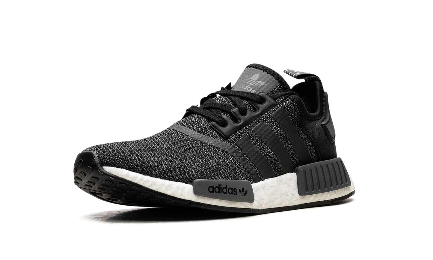 NMD_R1 "Core Black Carbon"