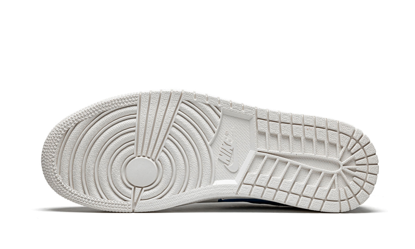 Air Jordan 1 Centre Court "Military Blue" DJ2756 103