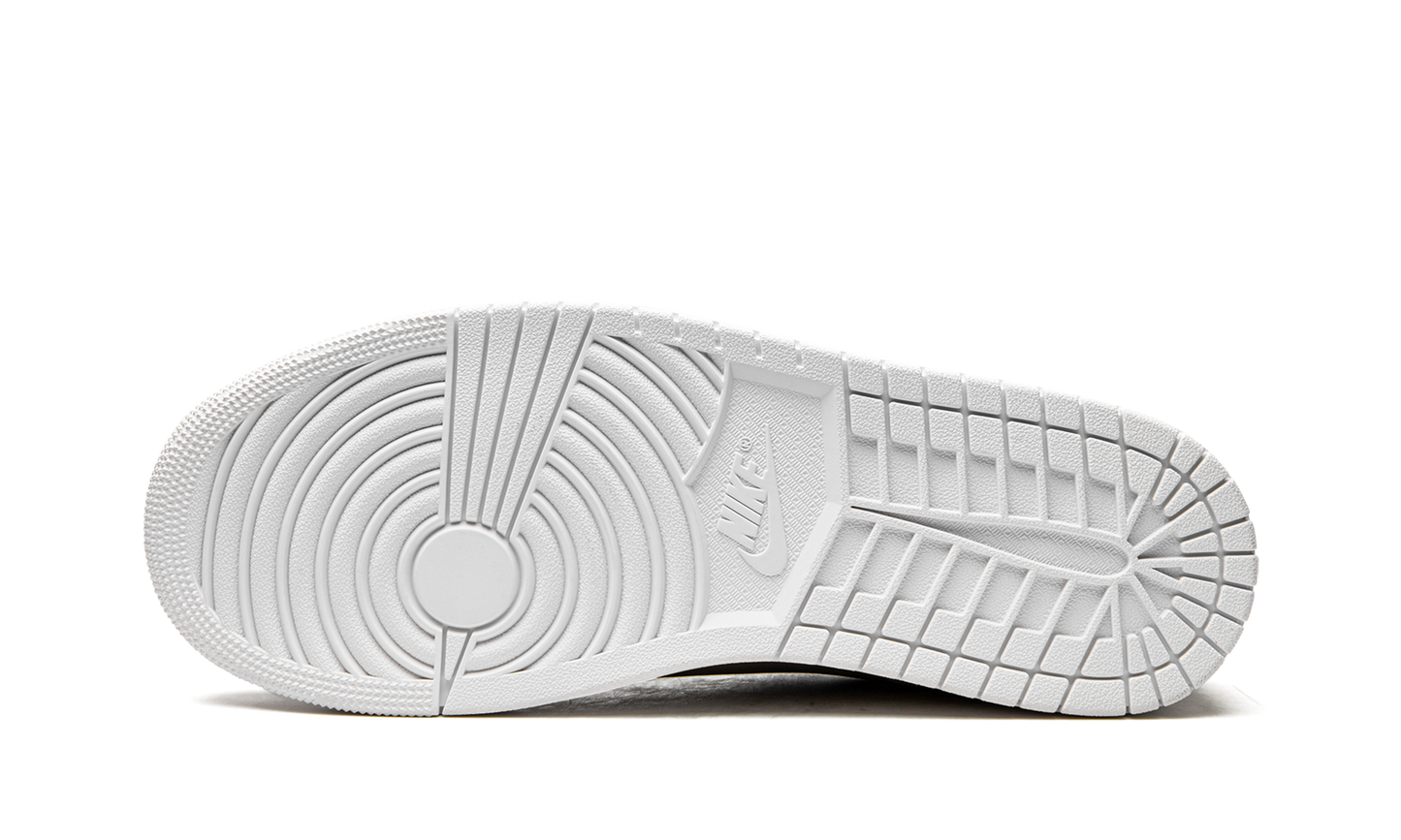 Air Jordan 1 Centre Court "Oil Green" DJ2756 300