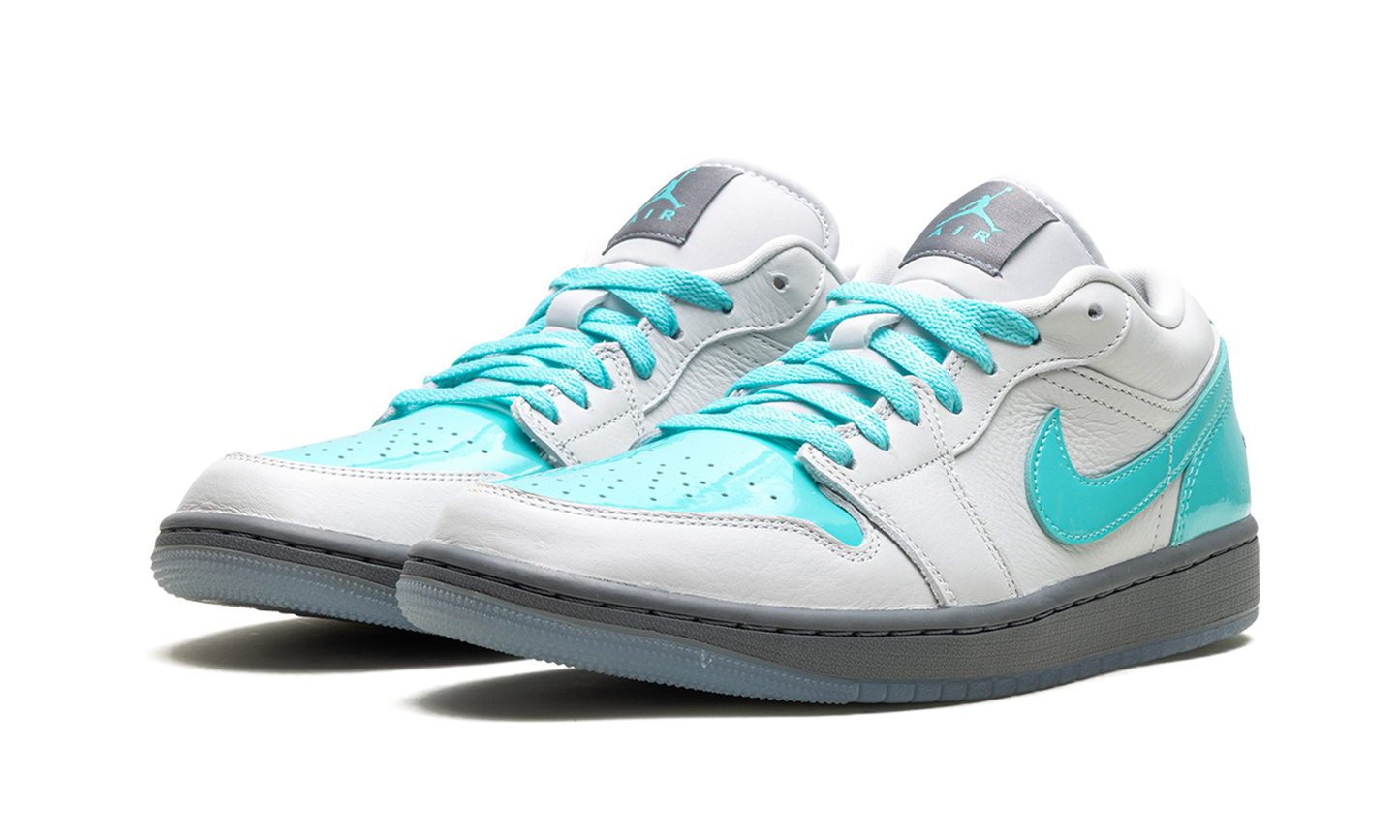 Air Jordan 1 WMNS "Polaroid" HQ3599 025