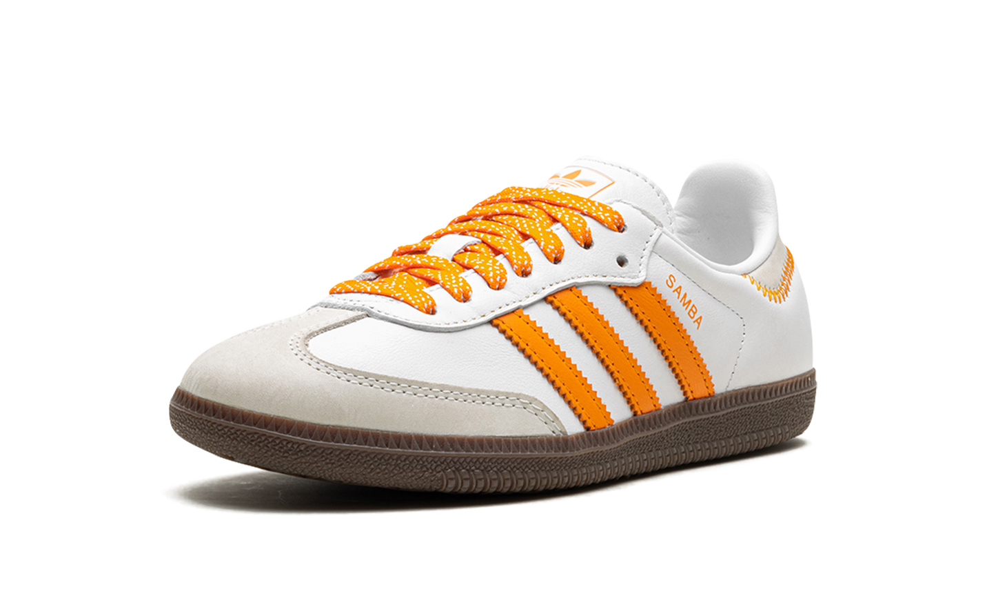 Samba OG WMNS "WHITE EQUIPMENT ORANGE"