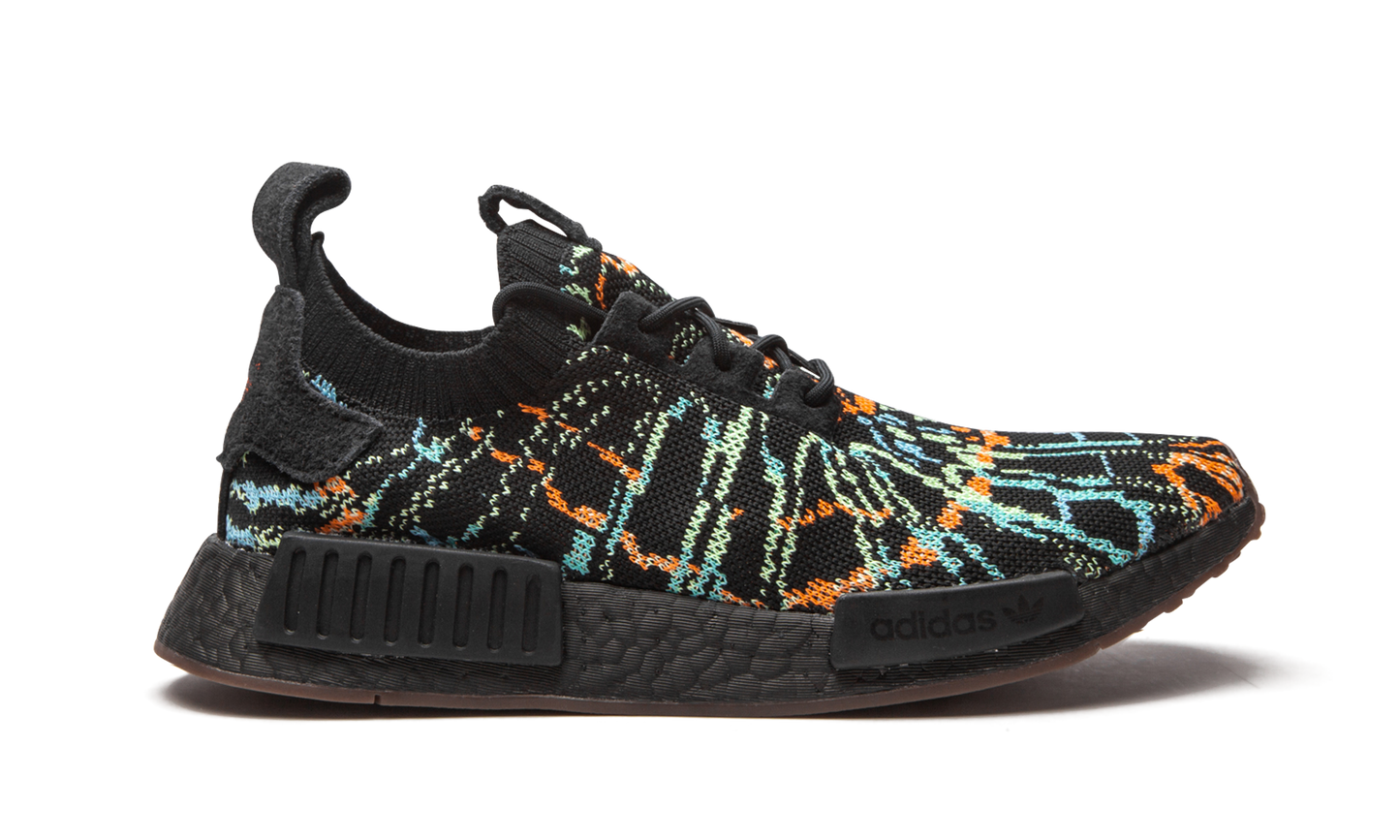 NMD_R1 PK "Glitch"