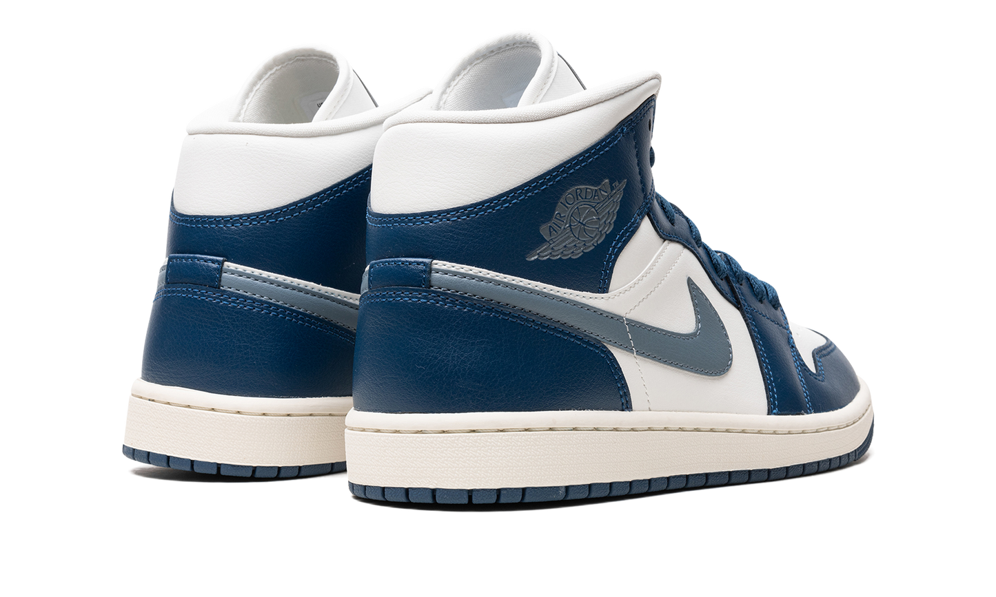 AIR JORDAN 1 MID WMNS "French Blue" BQ6472 414