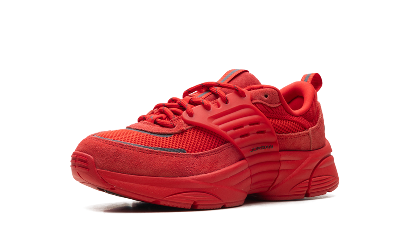 Jordan Trunner "Red" IB3722 600