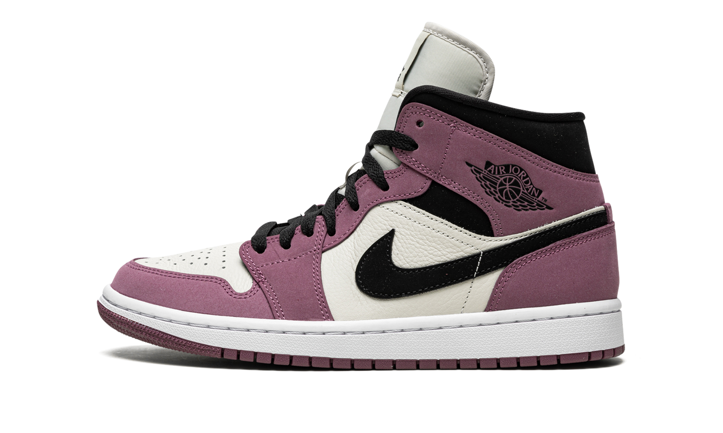 AIR JORDAN 1 MID SE WMNS "Berry Pink" DC7267 500