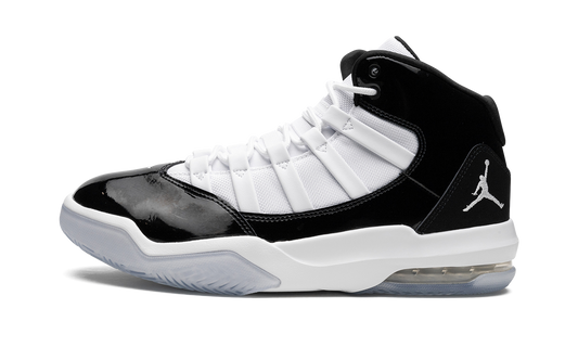 JORDAN MAX AURA AQ9084 011