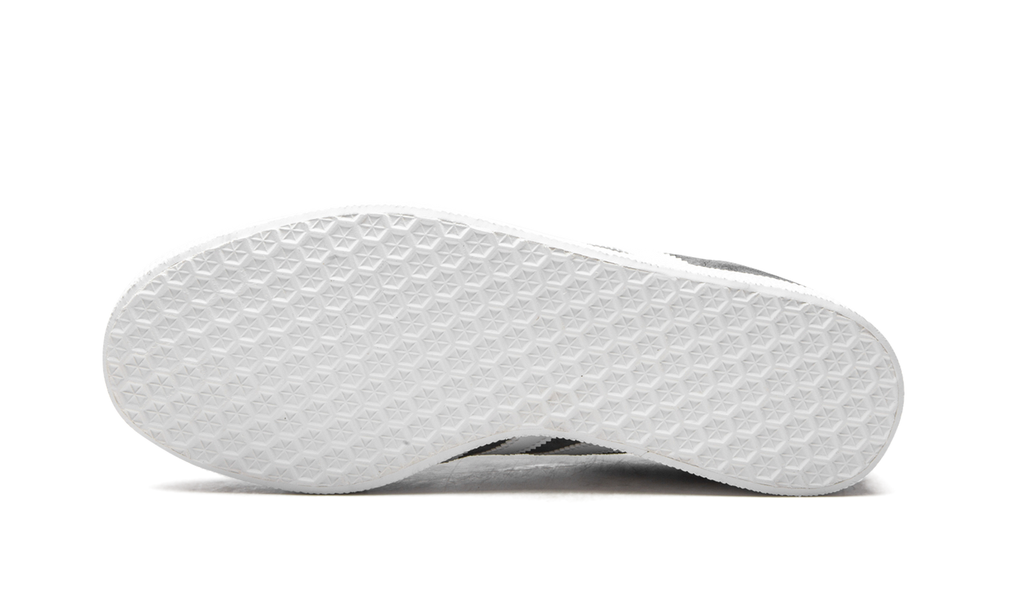 Gazelle "Solid Grey"