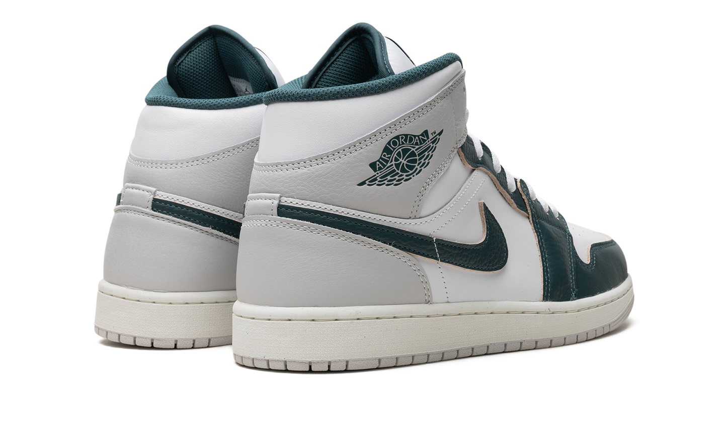 Air Jordan 1 "Oxidized Green" FQ7720 103